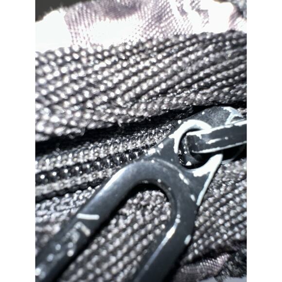 LeSportSac Snoopy Peanuts Sketch Classic Hobo Black Nylon Crossbody Bag - Picture 16 of 16